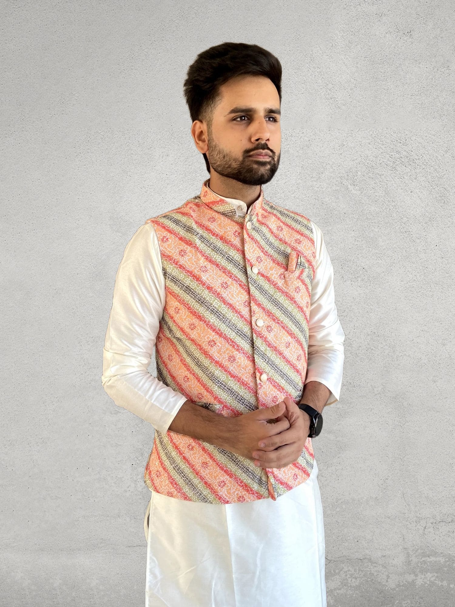 Ivory kurta with multicoloured thread embroidery
