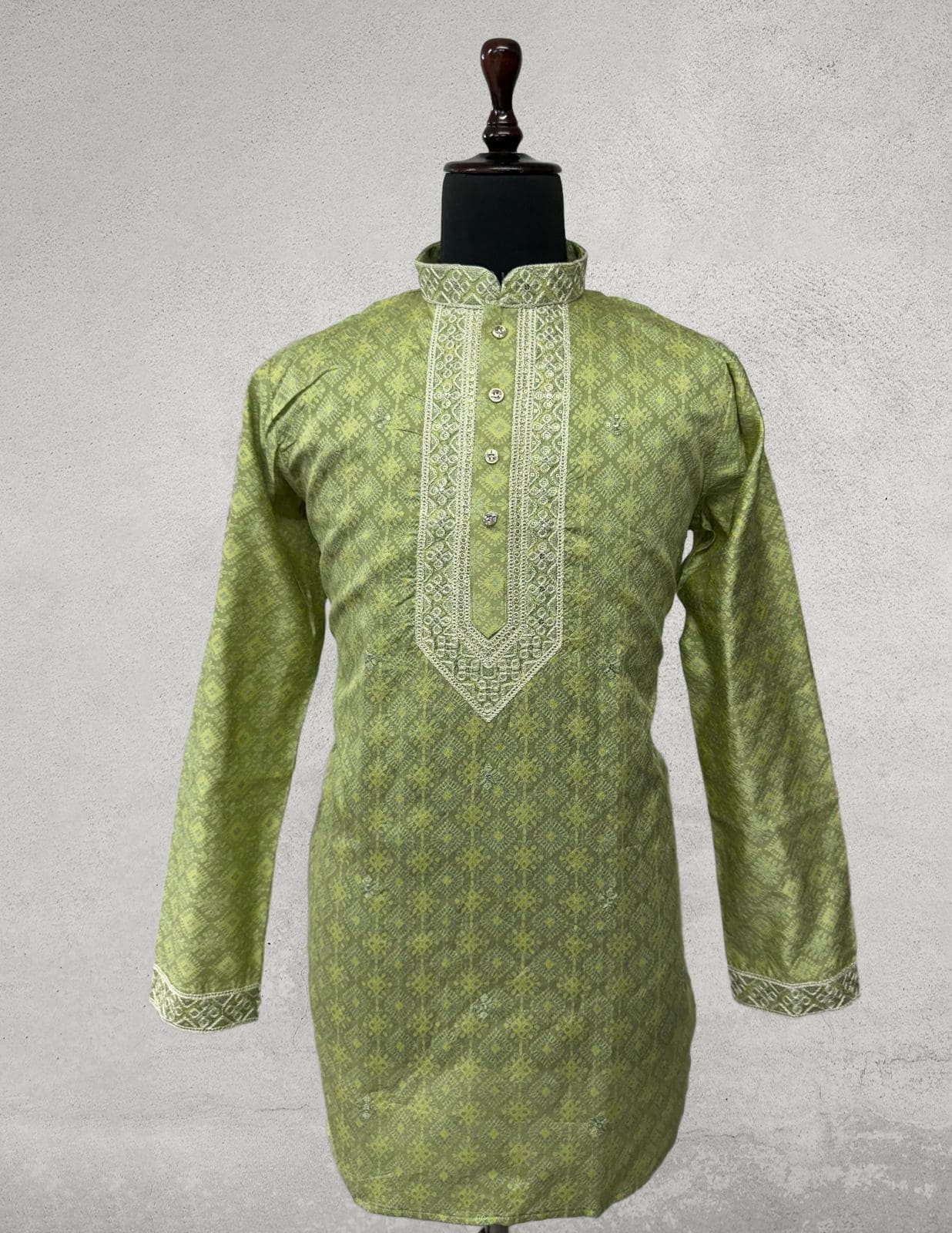 Mehendi shade kurta with embroidery all over
